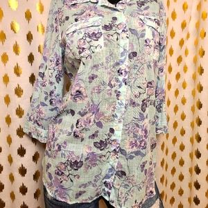 Croft&Barrow  floral Shirt size L